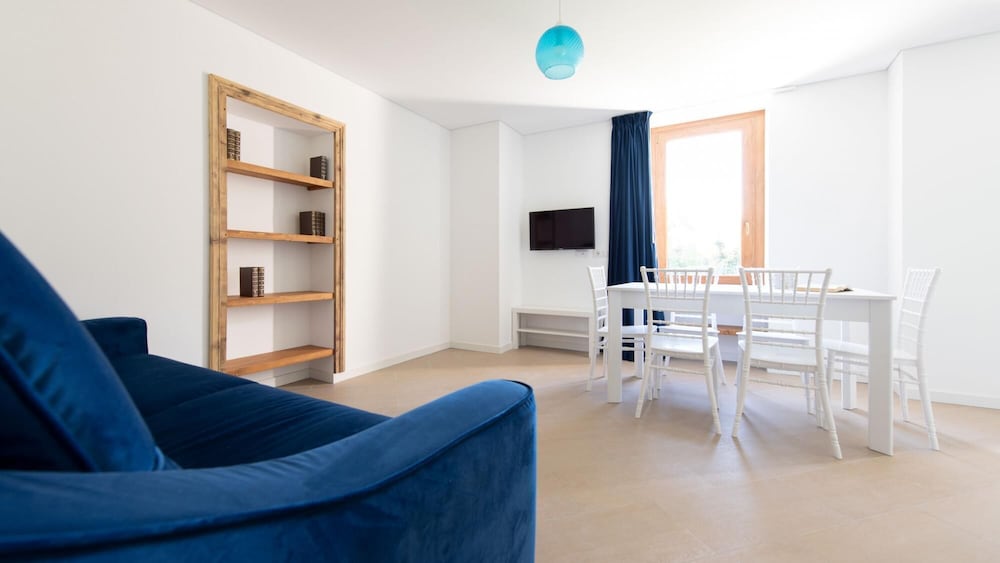 Apartment photo 1