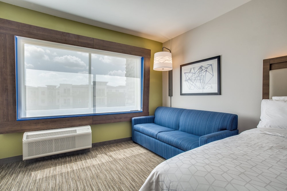 Suite, 2 Queen Beds, Accessible (Communications, Accessible Tub) - Photo 1