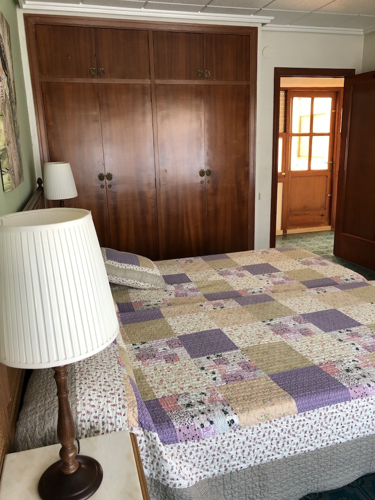 Twin Room, Bathtub photo 2