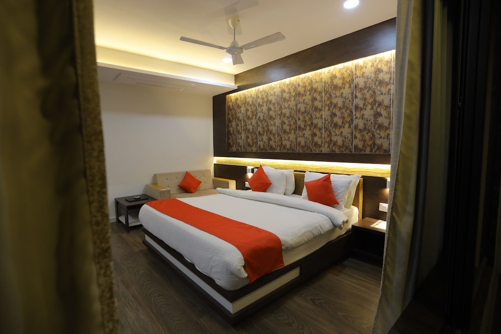 ASTORIA PREMIUM ORCHID VIEW WITH BALCON photo 3