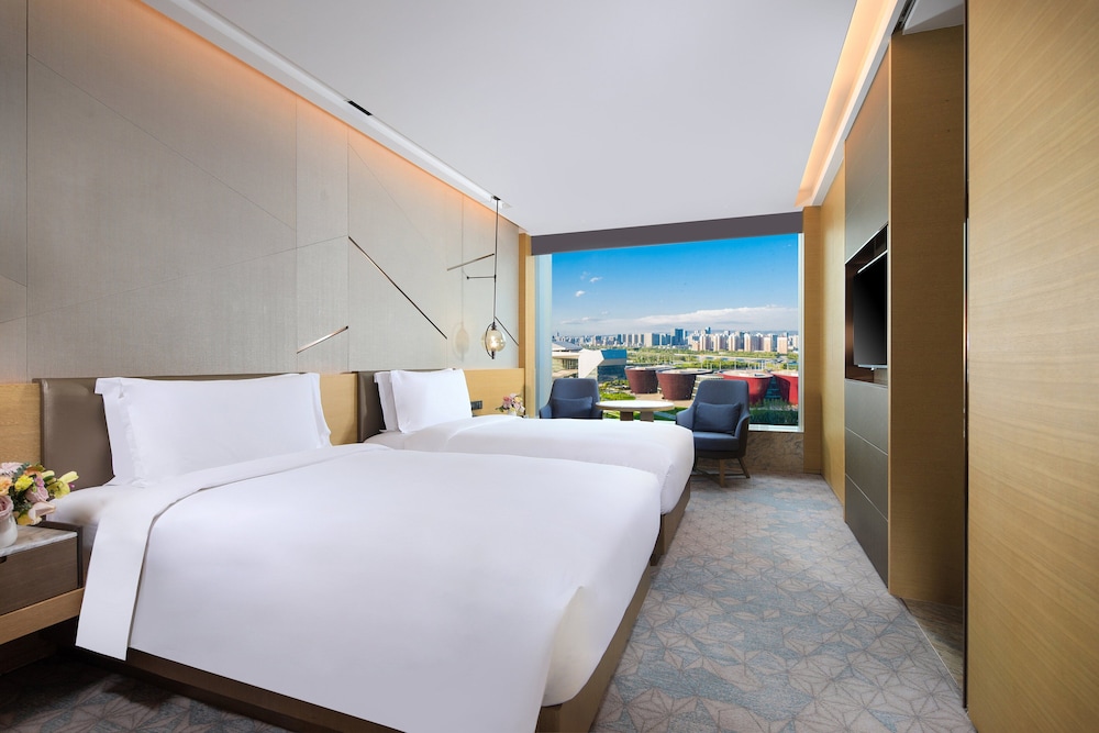 Classic Room, 2 Double Beds, Club Lounge Access, River View photo 2