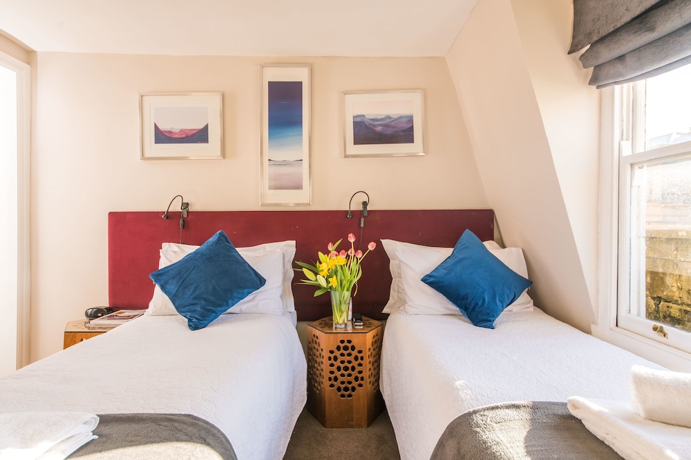 Standard Twin Room photo 1