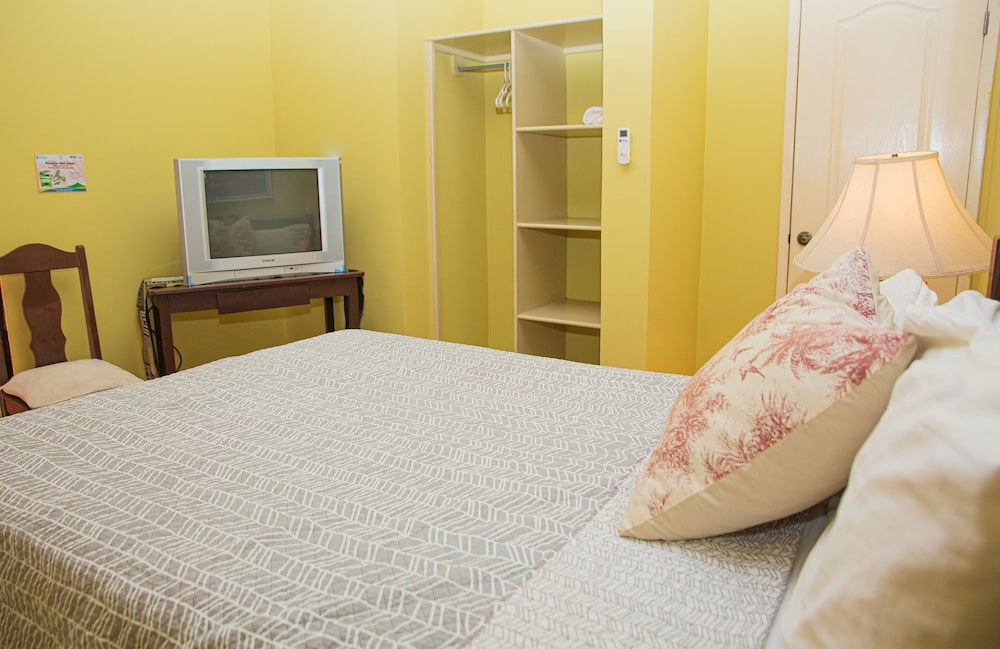 City Double Room, Multiple Beds photo 3