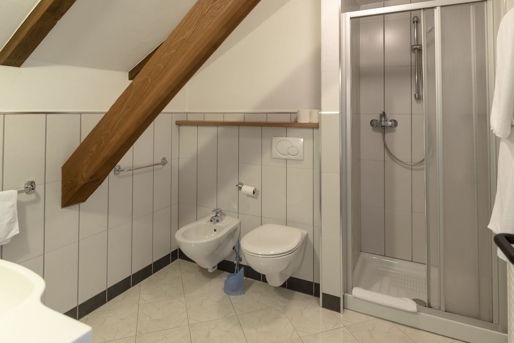 Double or Twin Room photo 2