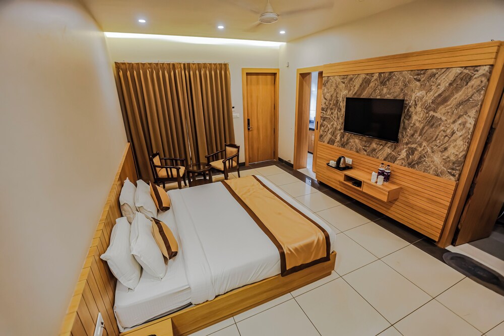 Studio, 1 King Bed, Kitchenette