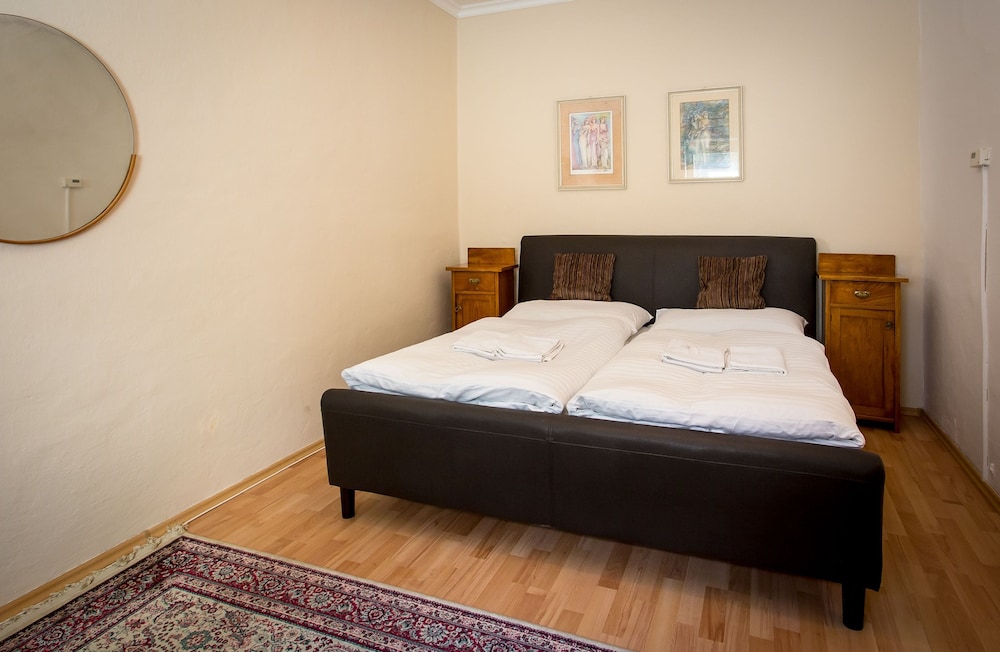 Apartment, 1 Bedroom photo 2
