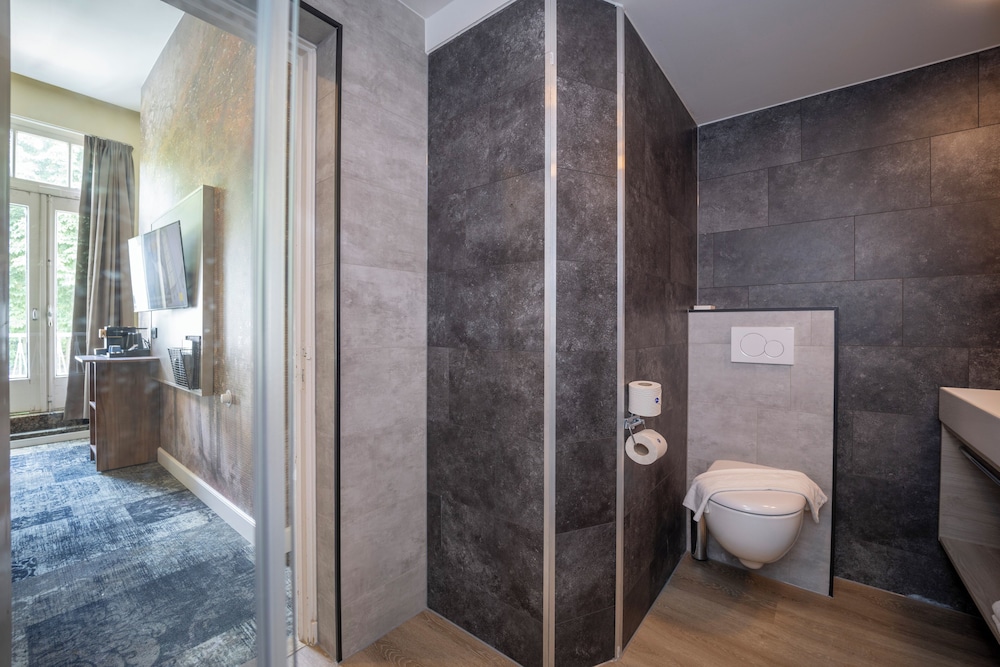 Family Suite - Photo 12