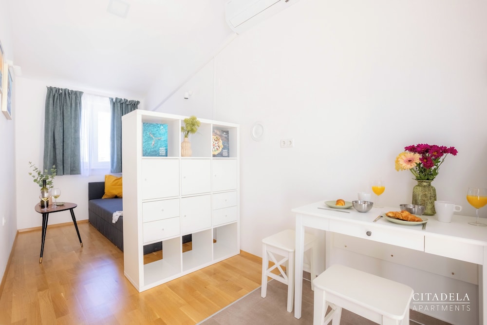 Studio apartman 9, balkon, pogled na more