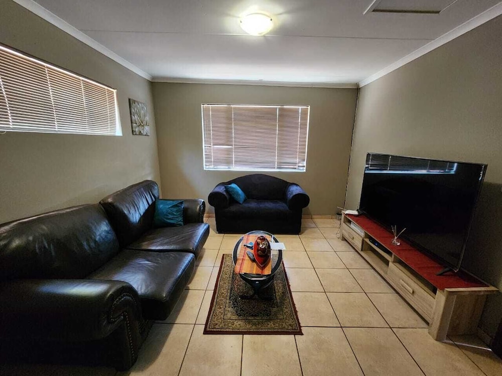 Double Room (Cottage) photo 1