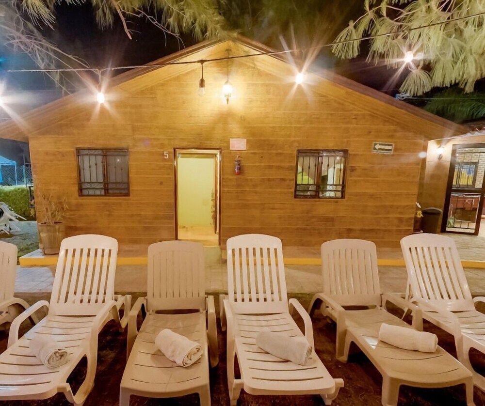 Family Cabin, Pool View photo 1