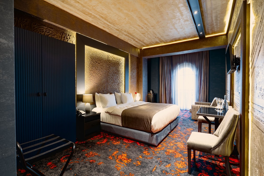 Deluxe Double or Twin Room, Sea View - Photo 35