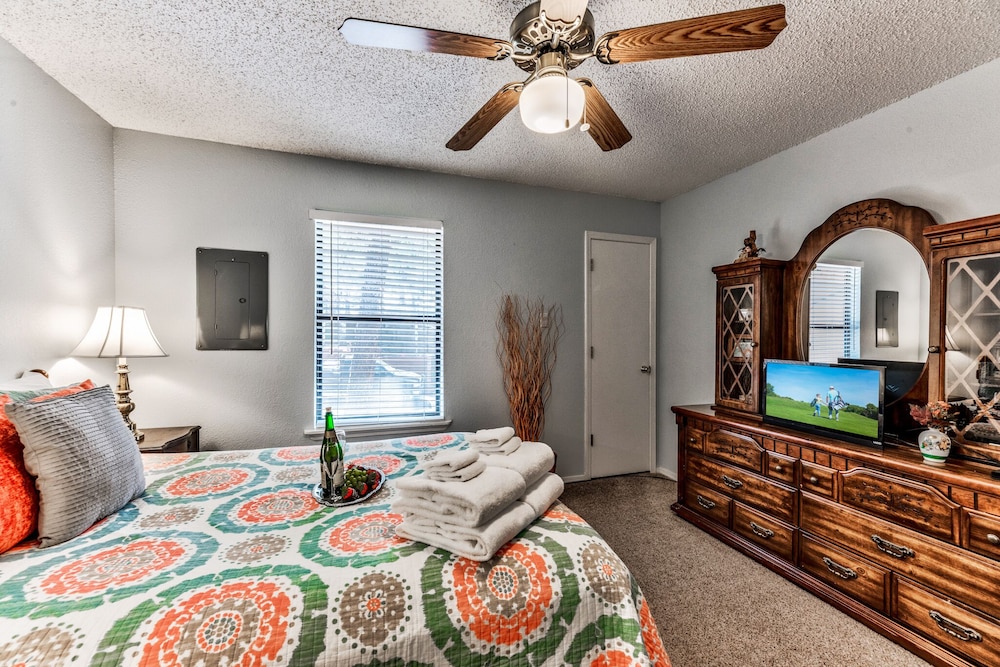 Condo, Multiple Beds, Fireplace (#B11 - No Pets) photo 1