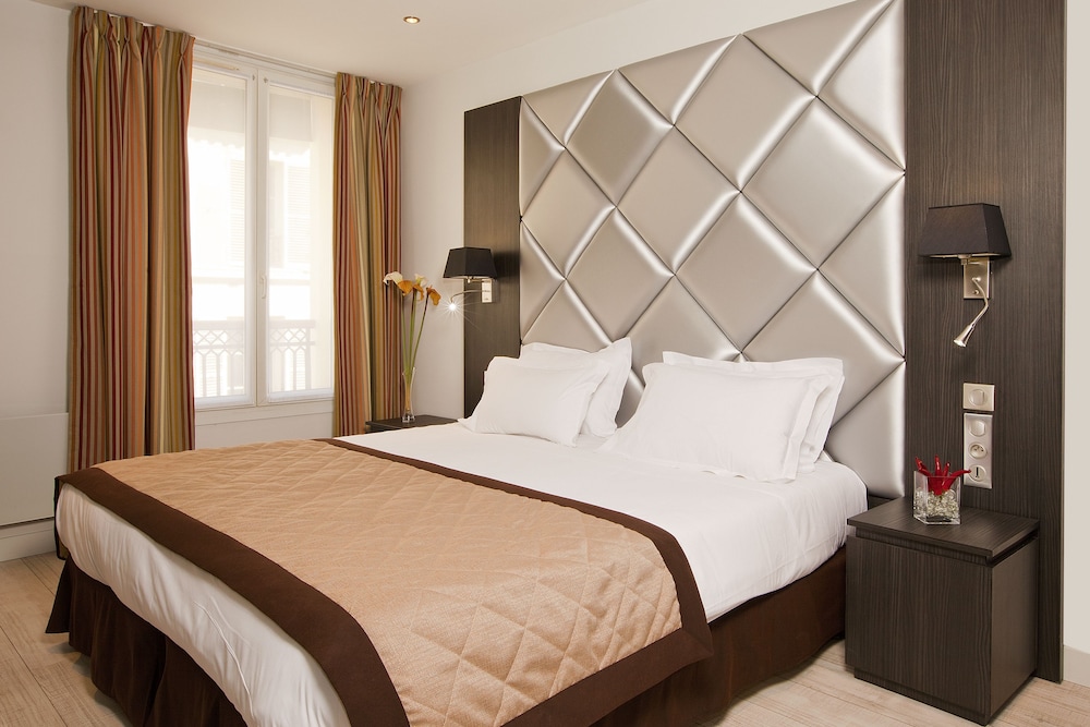 Superior Room with Double or Twin Beds