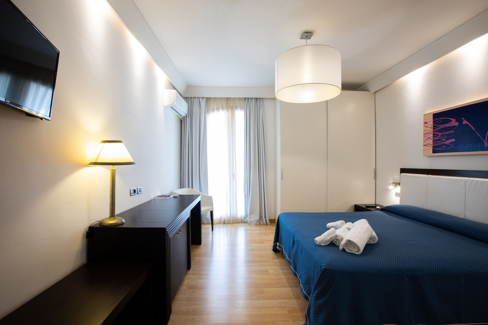 Deluxe Double Room, Sea View photo 3