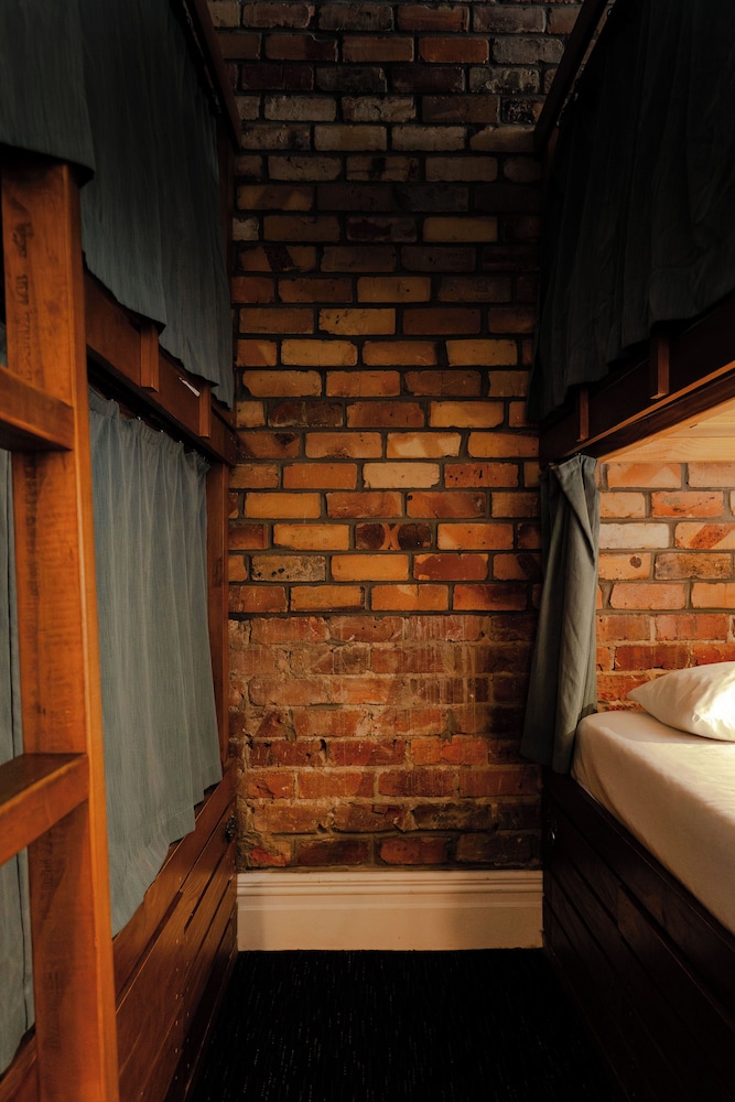 Bed in 4 Bed Dorm - Ensuite