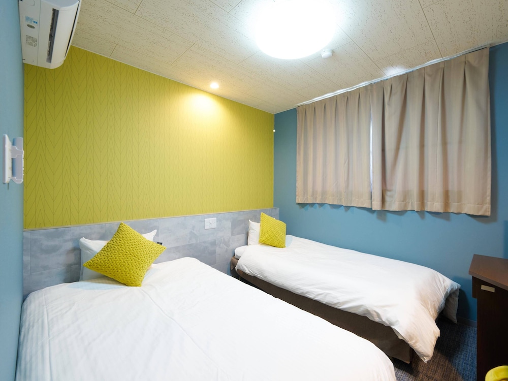 Standard Twin Room photo 1