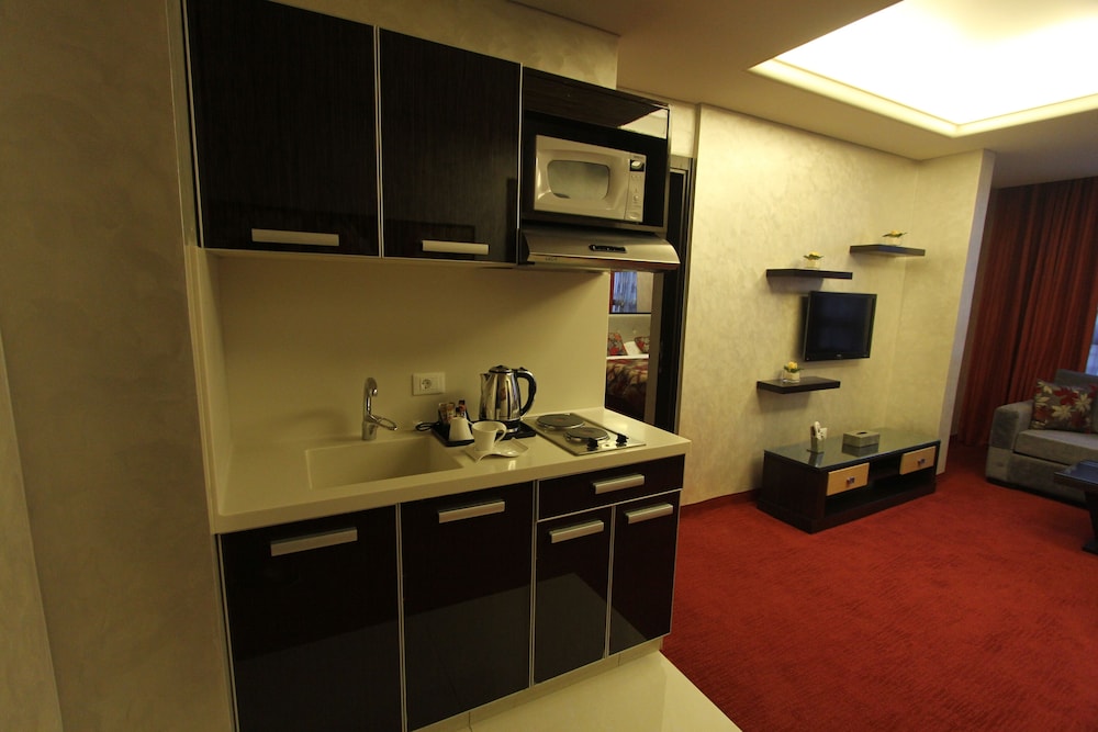 Deluxe Suite photo 3