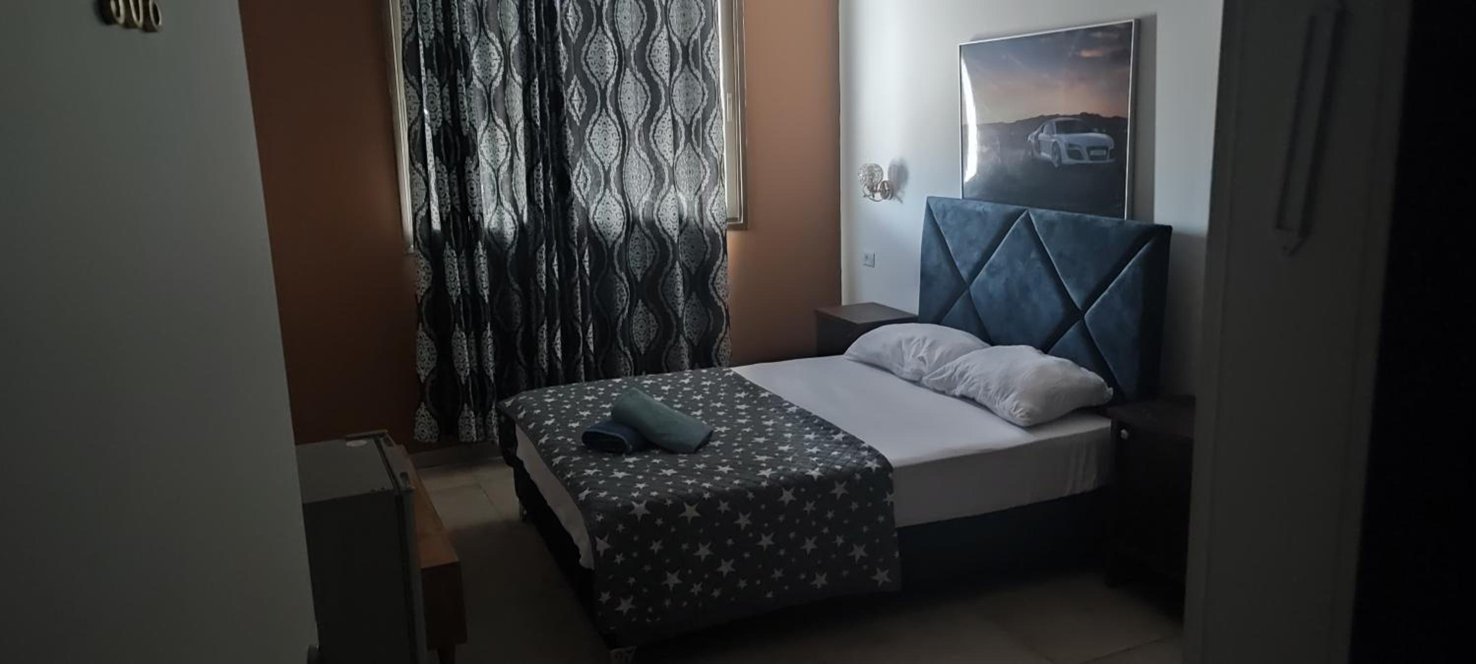 Large Double Room photo 3