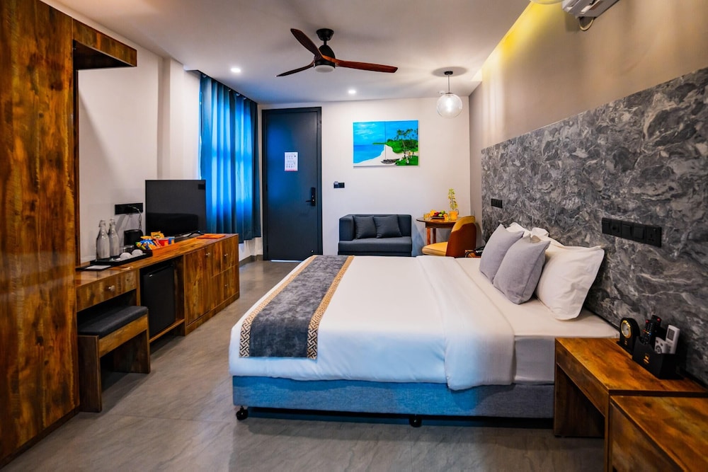 Deluxe Room - Photo 2