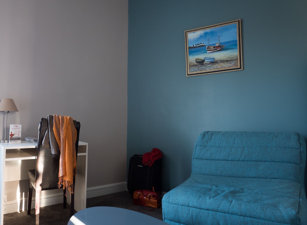 Comfort Suite, 1 Bedroom, Private Bathroom photo 2