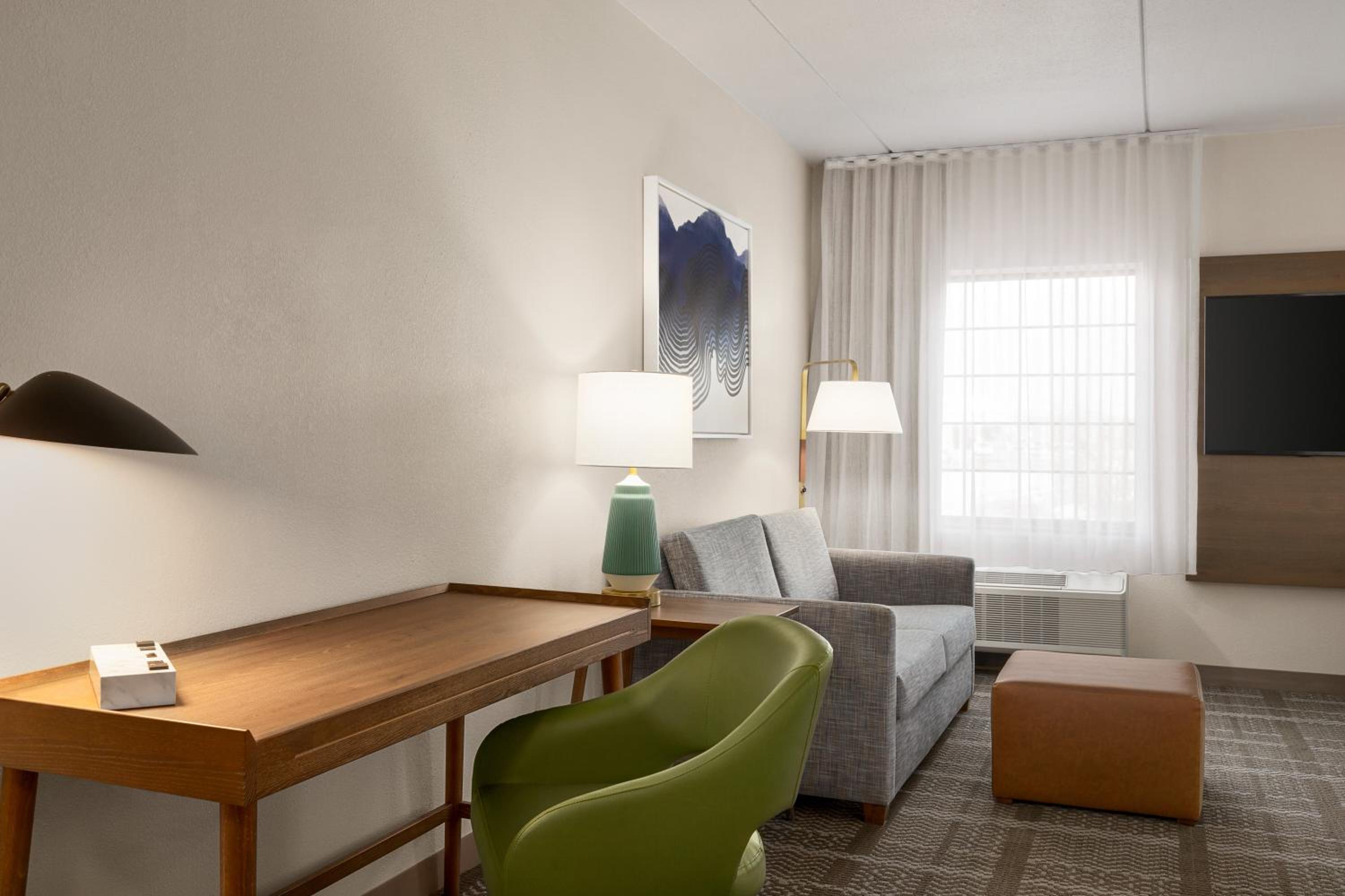 Queen Suite with Two Queen Beds - Photo 27
