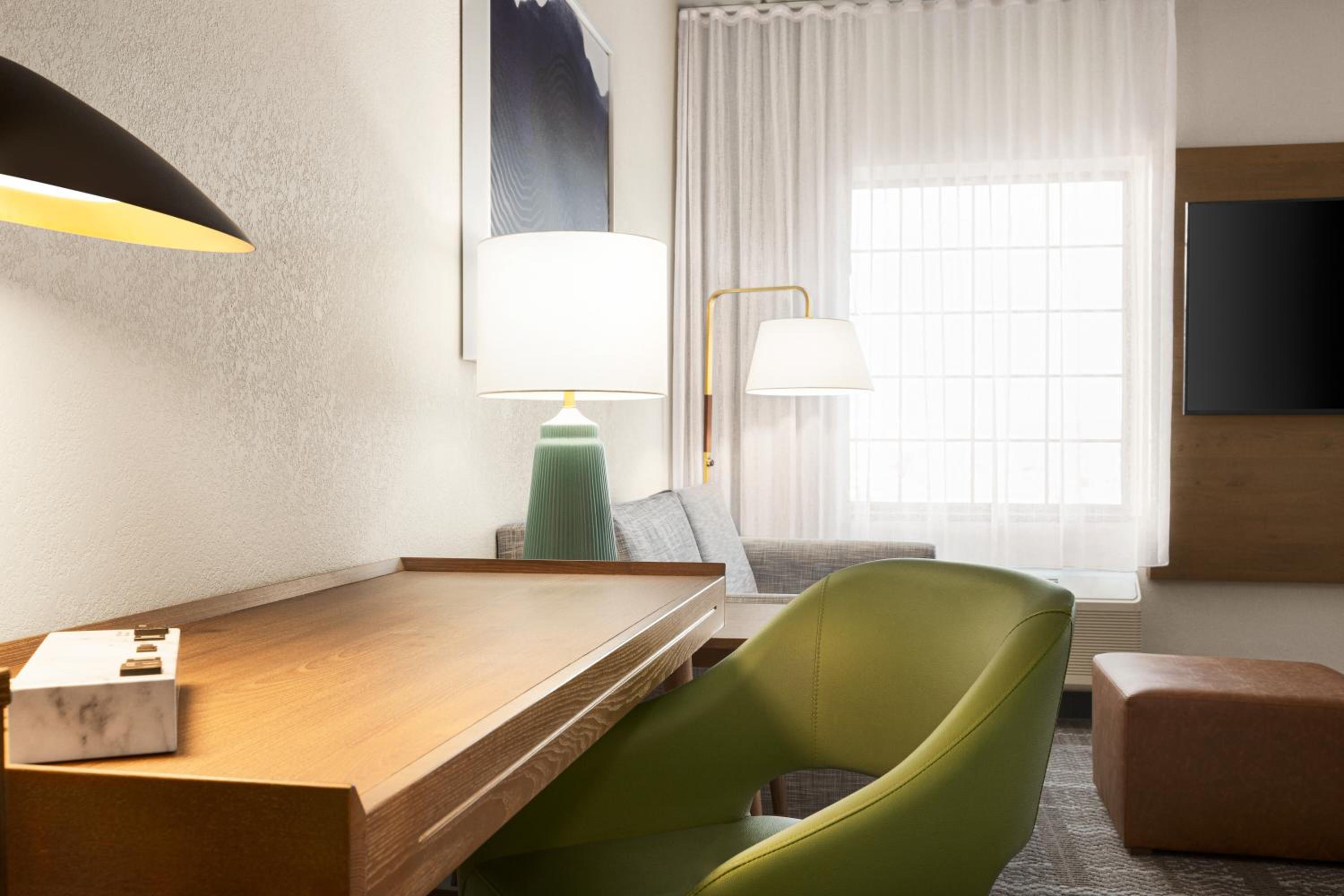 Queen Suite with Two Queen Beds - Photo 24