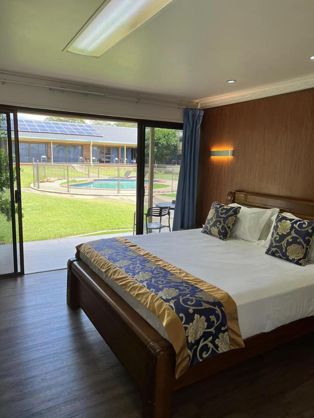 Deluxe Queen Room photo 1