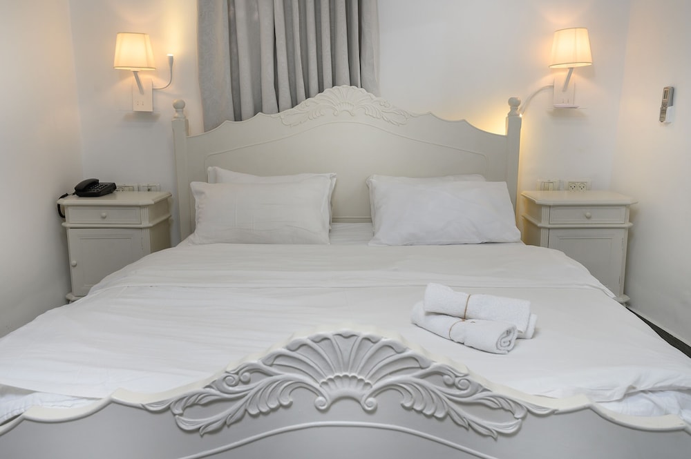 Double Basic Room - Photo 3