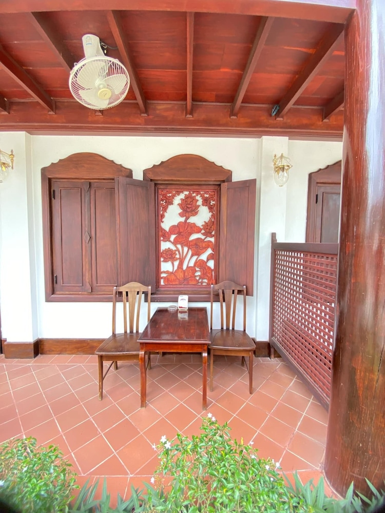 Double or Twin Room, River View