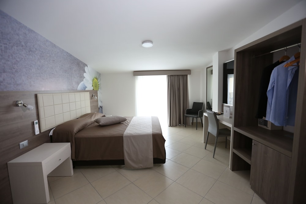 Superior Double Room photo 2