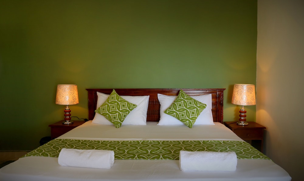 Romantic Double Room, 1 Queen Bed, Garden View photo 1