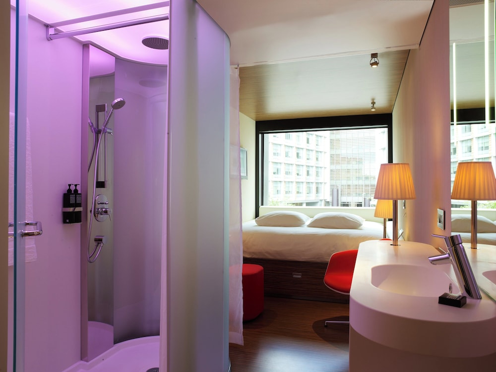 Room, 1 King Bed (High Floor) photo 2