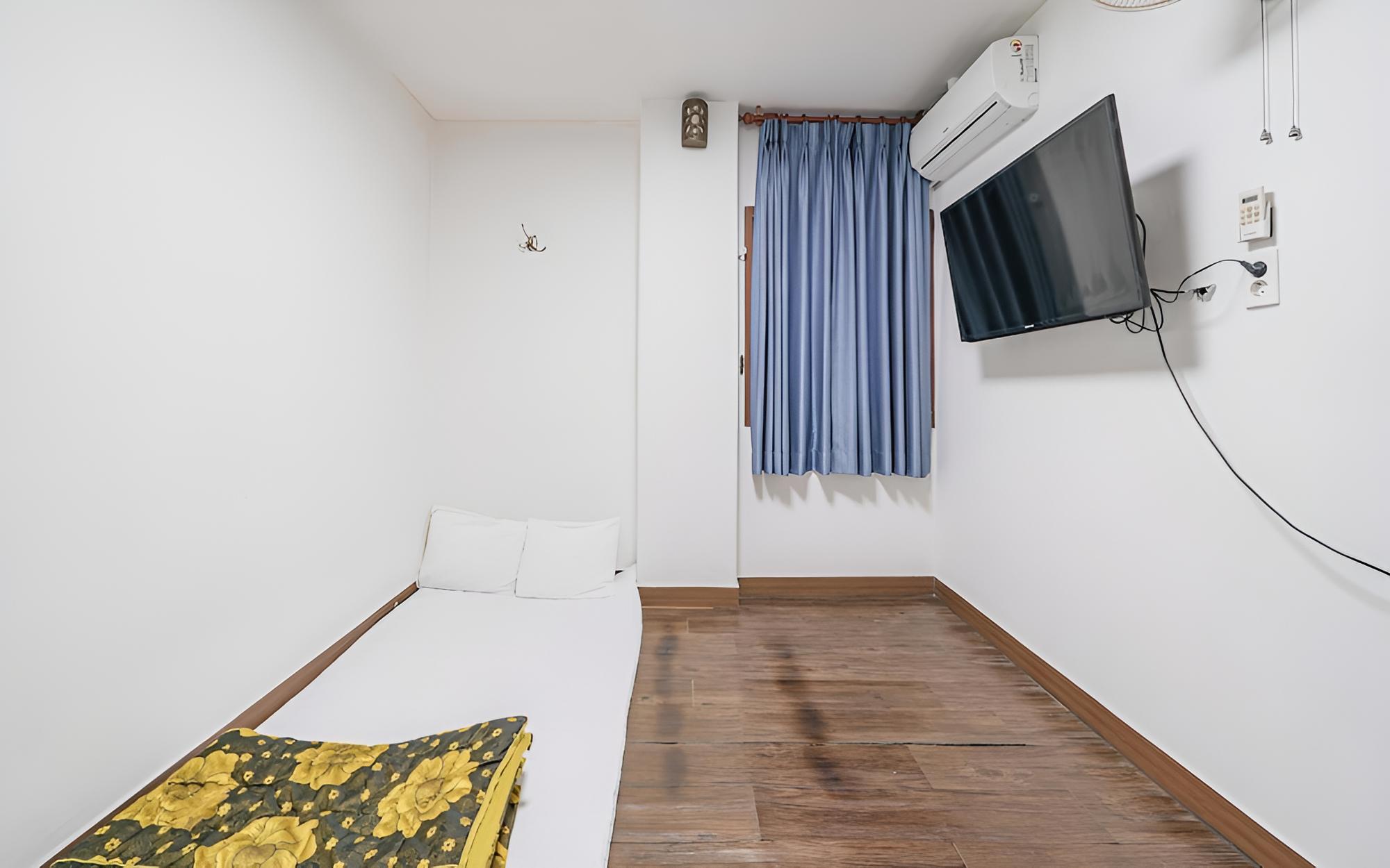 Room (Korean) - Photo 1