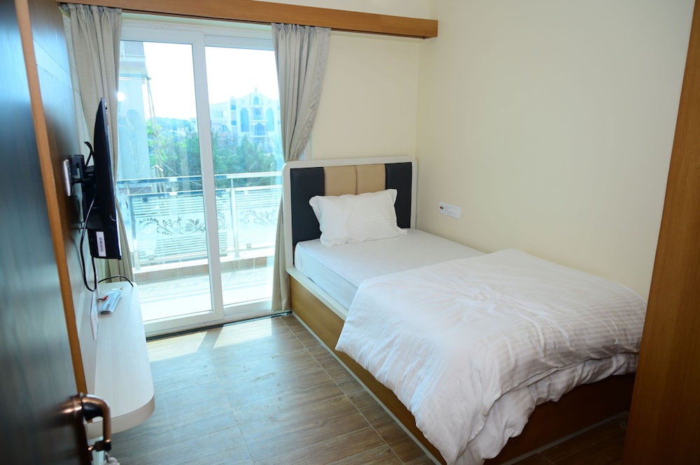 Deluxe Single Room, Balcony