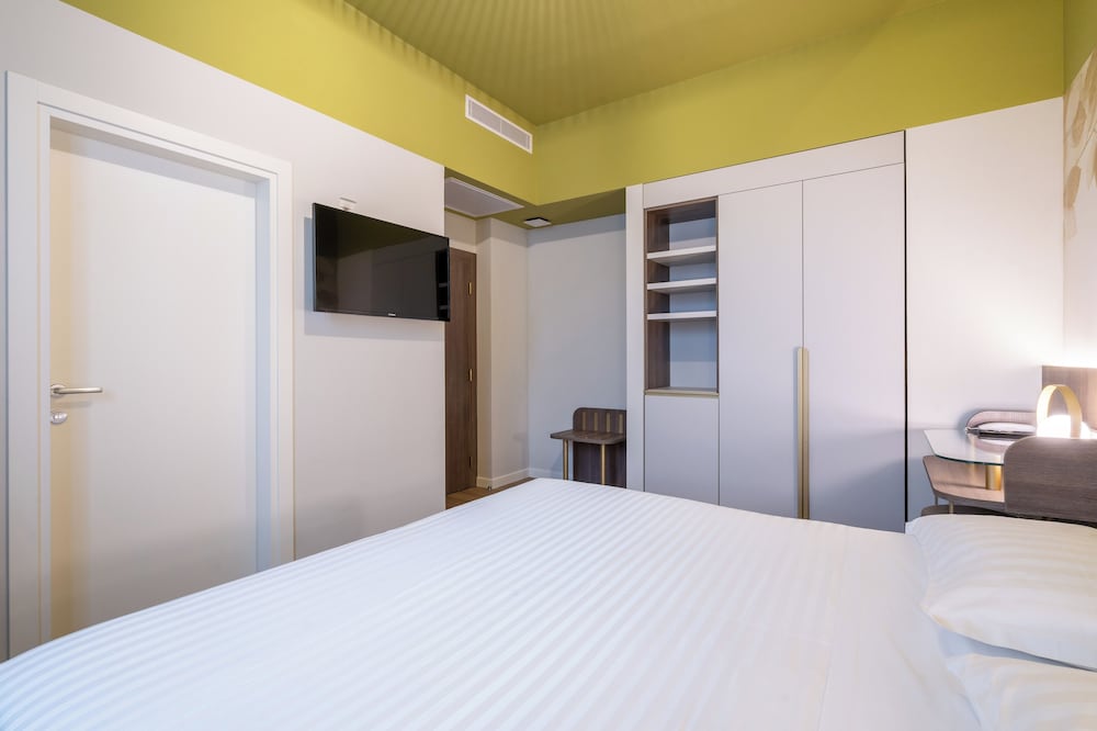 Junior Room (Queen) - Photo 3