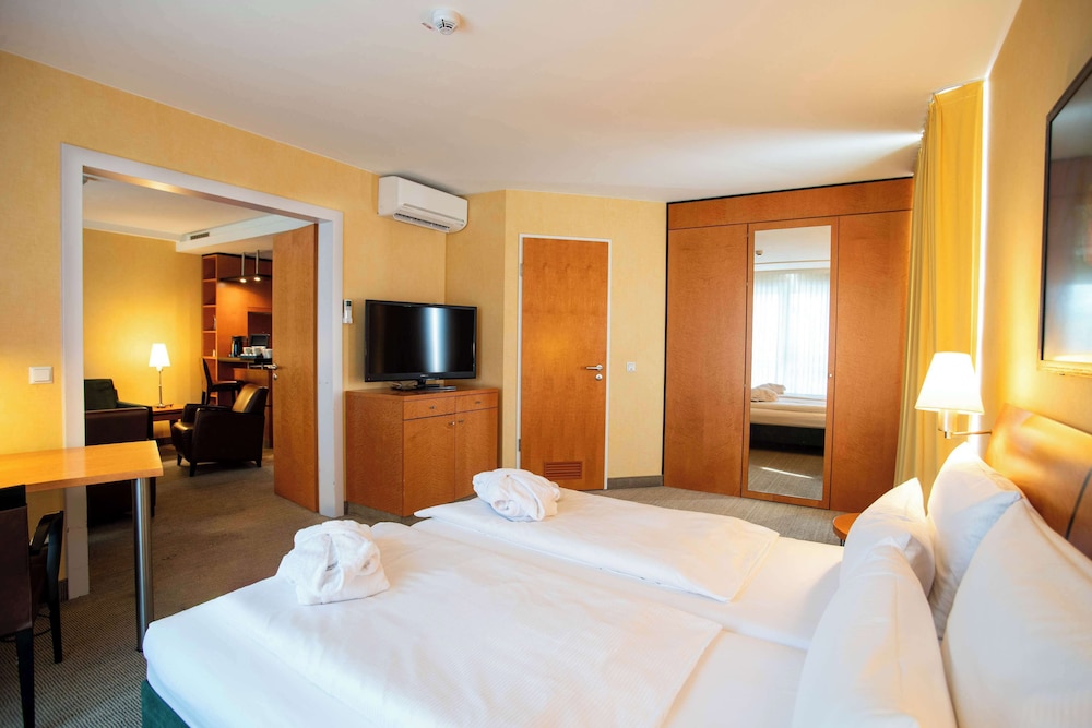 Standard Apartment, 1 Double Bed, Kitchenette (Separate Living Room;with Sofabed) - Photo 7