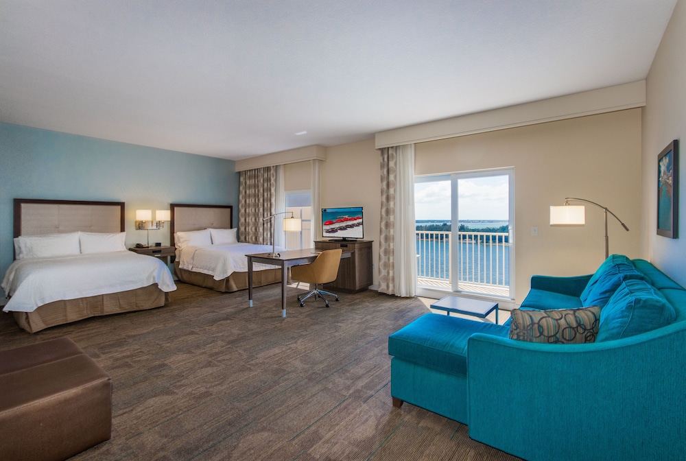 Studio, 2 Queen Beds, Accessible (Beach View, Hearing) photo 2