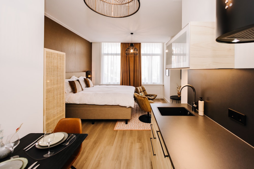 Premium Studio Suite photo 1