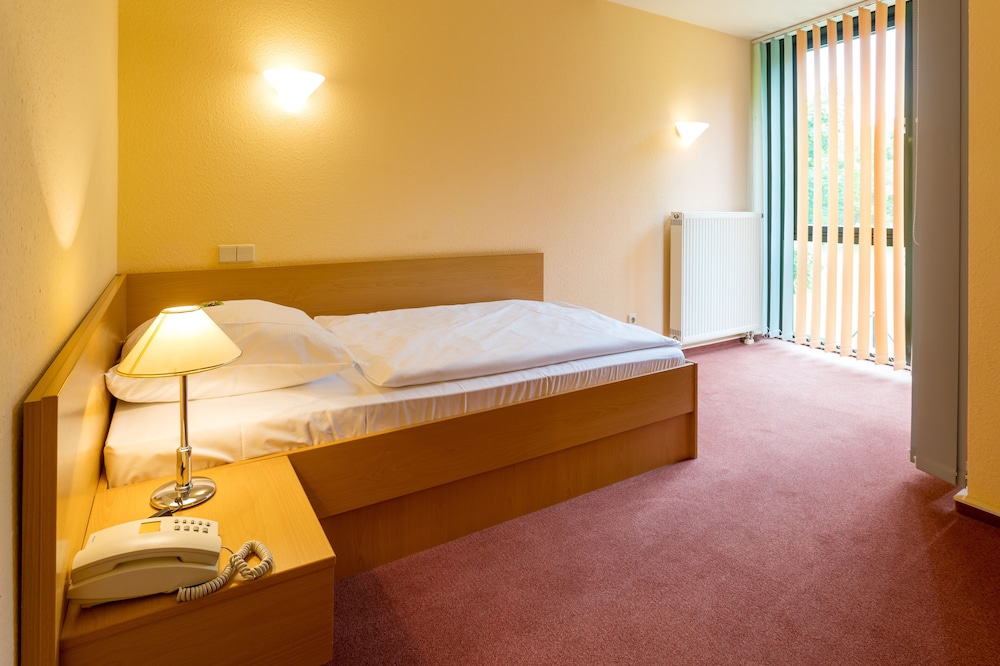 Single Room photo 2