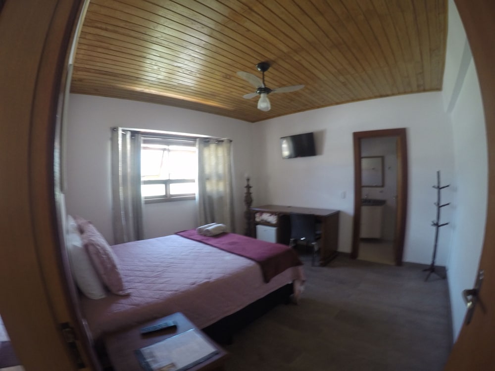 Deluxe Suite photo 3