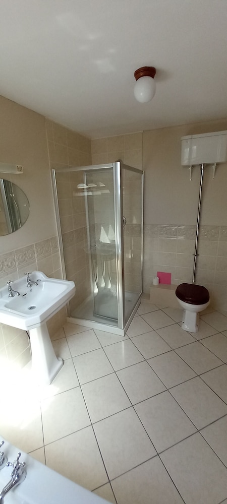 Luxury Quadruple Room, Multiple Beds, Sea View, Sea Facing photo 2