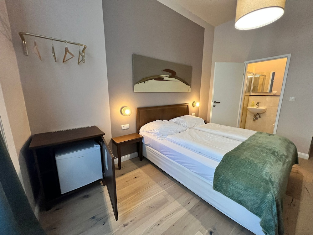 Basic Room
