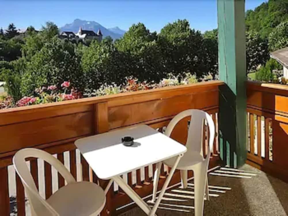 Superior Twin Room, Balcony - Photo 4