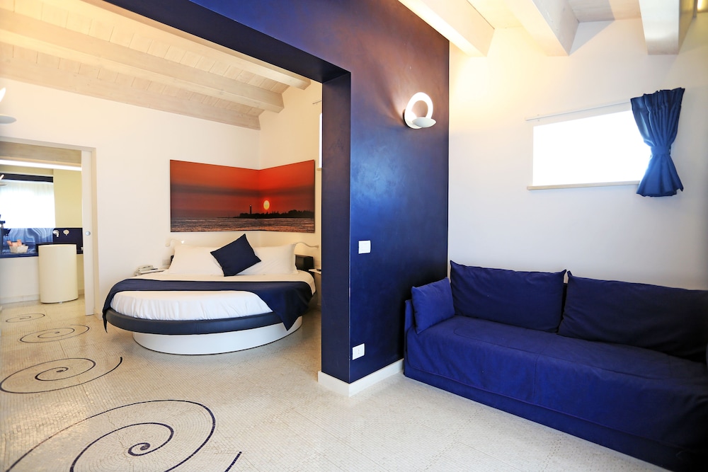 Exclusive Suite photo 2