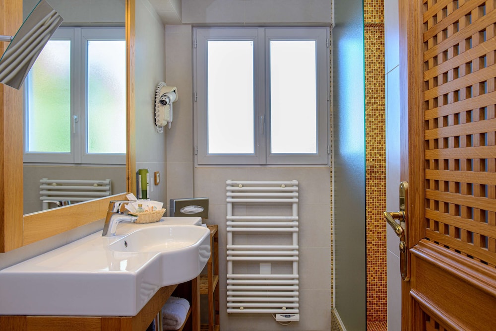 Exclusive Room, 2 Twin Beds, Terrace, Sea View - Photo 6