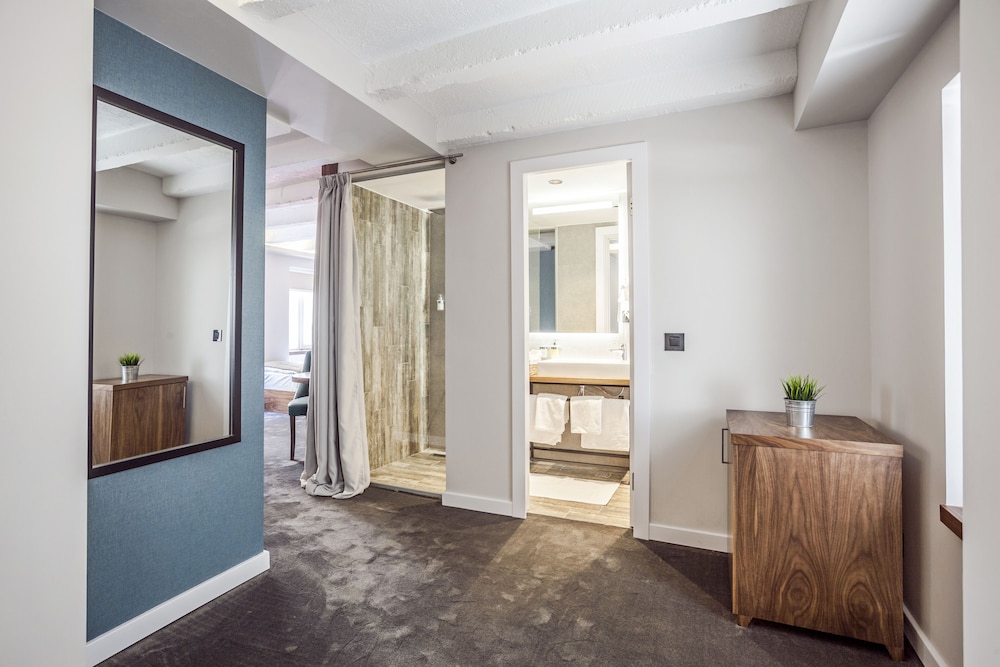 Standard Suite photo 3