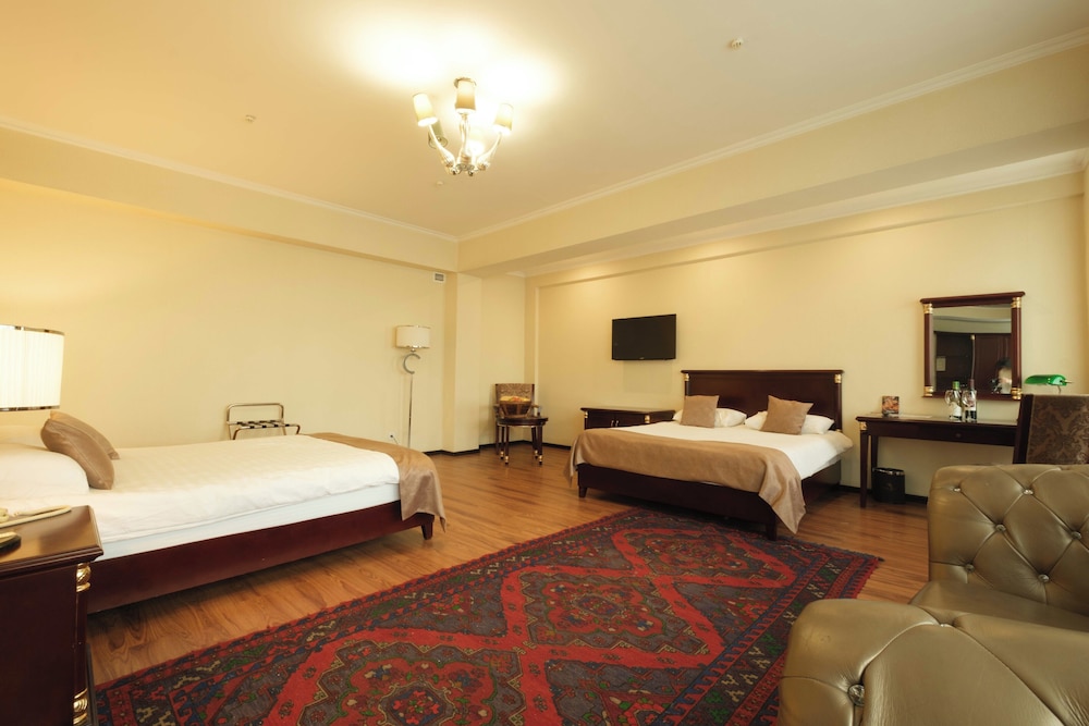 Superior Triple Room photo 1