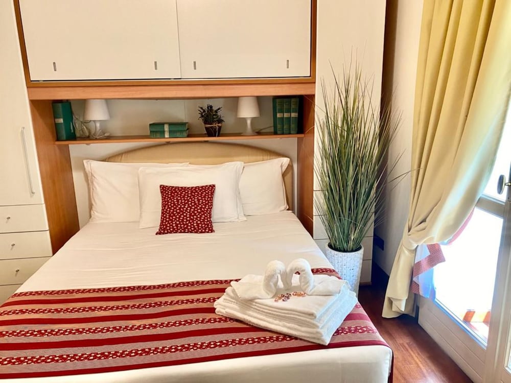 Superior Studio, 1 Double Bed with Sofa bed, Kitchen photo 2