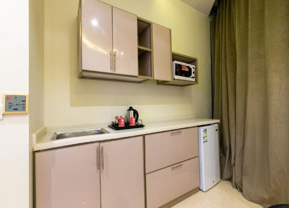 Standard Double Room - Photo 6