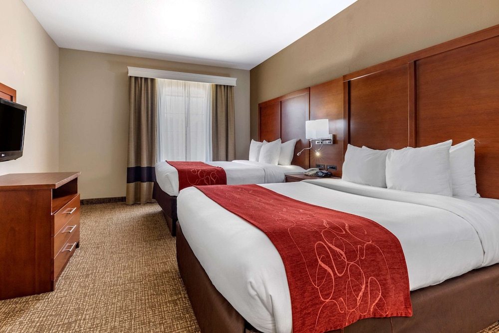 Suite, Multiple Beds, Accessible, Non Smoking - Photo 1
